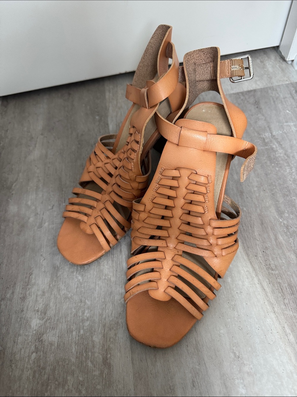 Women’s Tan Woven Leather Sandal Heel